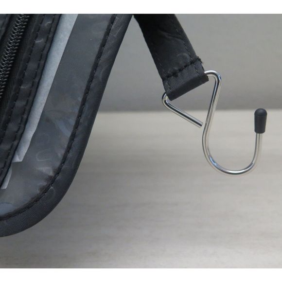 Guess E8172966 Unisex Black "G" Embossed Bisbee Travel Dual Handle Cosmetic Bag - Picture 9 of 9